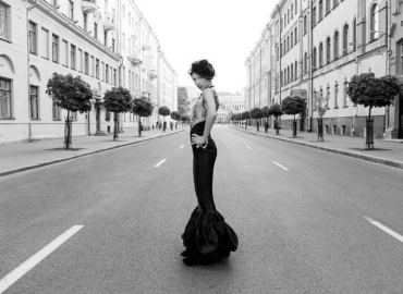 Short and Home Makeup